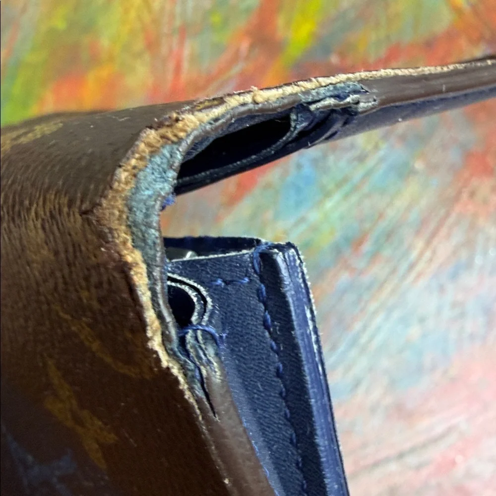 LOUIS VUITTON Monogram V Signature Wallet Long Wallet Vintage Portefeuille LV